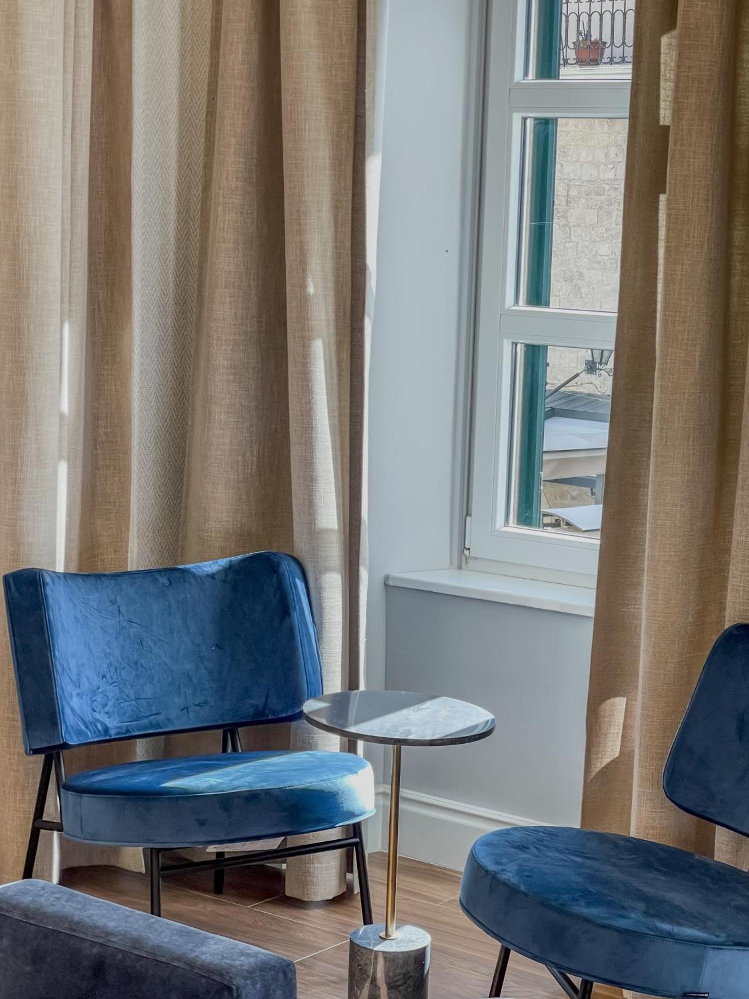 Hive Luxury Suites By Mn Property 코토르 외부 사진